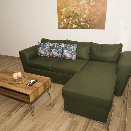 Yourcastle2 Apartment Alexandroupoli Bagian luar foto